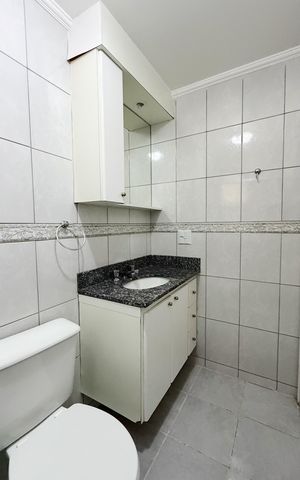 Apartamento para alugar com 74m², 3 quartos e 1 vaga Apartamento para alugar com 74m², 3 quartos e 1 vagaBanheiro 1