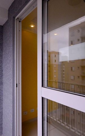 Apartamento à venda com 46m², 2 quartos e 1 vaga Apartamento à venda com 46m², 2 quartos e 1 vagaSala - Varanda