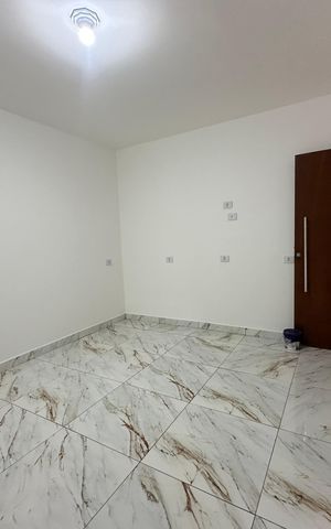 Casa para alugar com 74m², 2 quartos e sem vaga Casa para alugar com 74m², 2 quartos e sem vagaSala