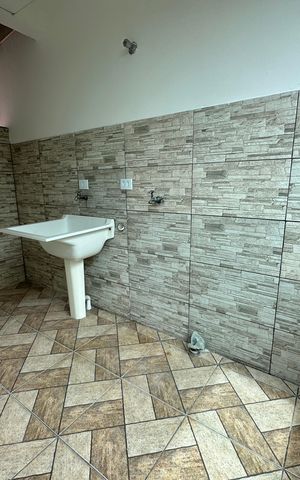 Casa para alugar com 74m², 2 quartos e sem vaga Casa para alugar com 74m², 2 quartos e sem vagaÁrea de Serviço