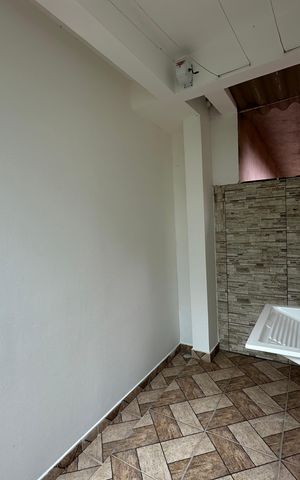 Casa para alugar com 74m², 2 quartos e sem vaga Casa para alugar com 74m², 2 quartos e sem vagaÁrea de Serviço