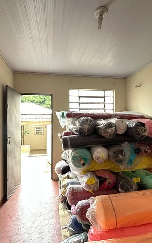 Casa à venda com 170m², 3 quartos e 2 vagas Casa à venda com 170m², 3 quartos e 2 vagasCozinha da Edícula