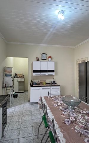 Casa à venda com 170m², 3 quartos e 2 vagas Casa à venda com 170m², 3 quartos e 2 vagasCozinha