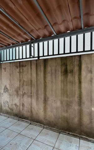 Casa à venda com 170m², 3 quartos e 2 vagas Casa à venda com 170m², 3 quartos e 2 vagasGaragem