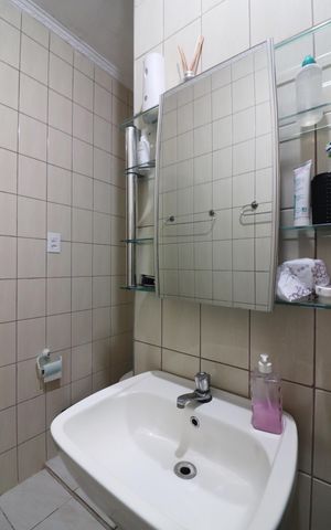 Casa à venda com 188m², 4 quartos e 2 vagasBanheiro Social