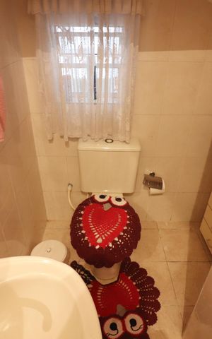 Casa à venda com 188m², 4 quartos e 2 vagasLavabo 