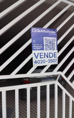 Casa à venda com 188m², 4 quartos e 2 vagasPlaca