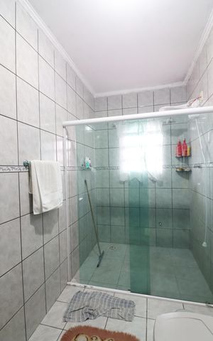 Casa à venda com 188m², 4 quartos e 2 vagasQuarto 1 - Suíte Banheiro 