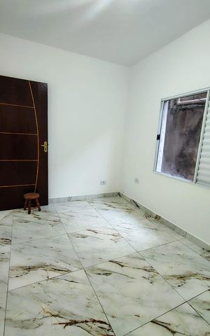 Casa para alugar com 74m², 2 quartos e sem vaga