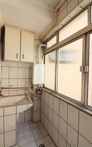 Apartamento à venda com 65m², 2 quartos e 1 vagaÁrea de Serviço