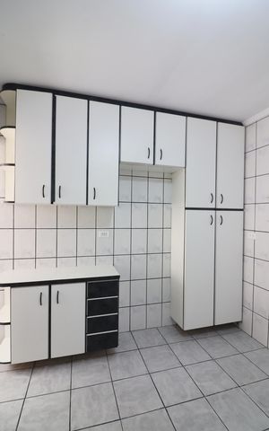 Apartamento à venda com 65m², 2 quartos e 1 vagaCozinha 