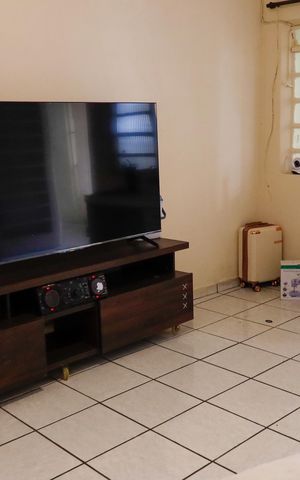 Casa à venda com 306m², 4 quartos e 5 vagas Casa à venda com 306m², 4 quartos e 5 vagasSala 2