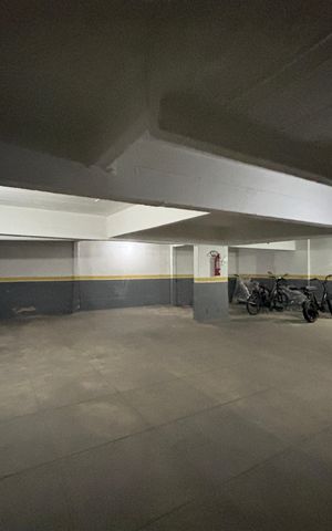 Apartamento à venda com 85m², 2 quartos e 1 vaga Apartamento à venda com 85m², 2 quartos e 1 vagaGaragem