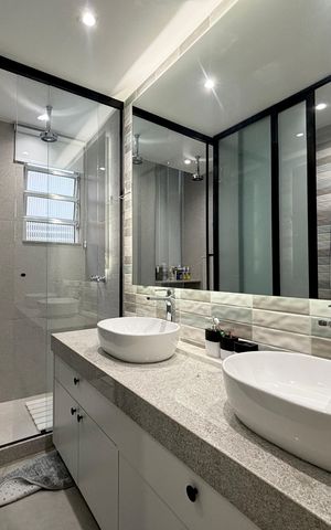 Apartamento à venda com 85m², 2 quartos e 1 vaga Apartamento à venda com 85m², 2 quartos e 1 vagaSuíte - banheiro
