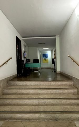 Apartamento à venda com 85m², 2 quartos e 1 vaga Apartamento à venda com 85m², 2 quartos e 1 vagaPortaria