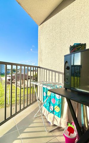 Apartamento à venda com 56m², 2 quartos e 1 vaga Apartamento à venda com 56m², 2 quartos e 1 vagaSacada