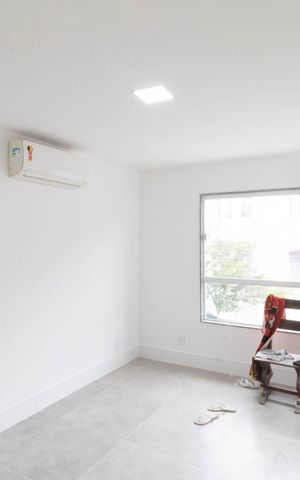 Casa para alugar com 93m², 3 quartos e 1 vaga Casa para alugar com 93m², 3 quartos e 1 vagaSala
