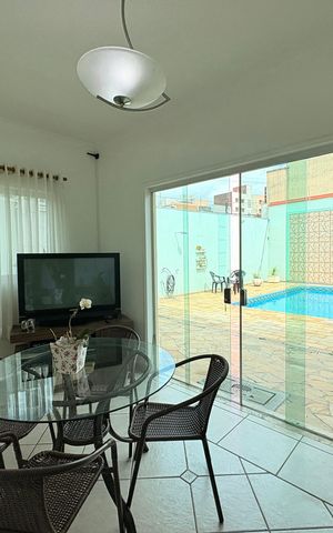 Casa à venda com 270m², 5 quartos e 3 vagasCopa