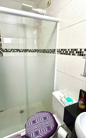 Casa à venda com 202m², 5 quartos e 2 vagas Casa à venda com 202m², 5 quartos e 2 vagasBanheiro 1