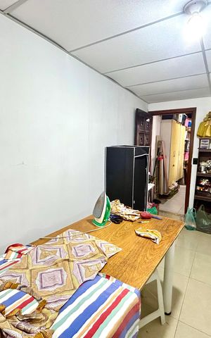 Casa à venda com 202m², 5 quartos e 2 vagas Casa à venda com 202m², 5 quartos e 2 vagasQuarto 5