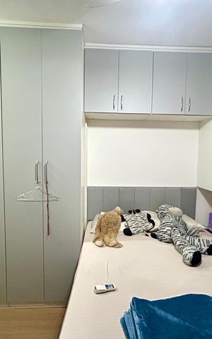 Casa à venda com 202m², 5 quartos e 2 vagas Casa à venda com 202m², 5 quartos e 2 vagasQuarto 2