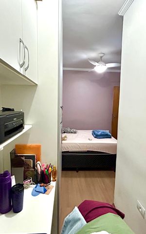 Casa à venda com 202m², 5 quartos e 2 vagas Casa à venda com 202m², 5 quartos e 2 vagasQuarto 2