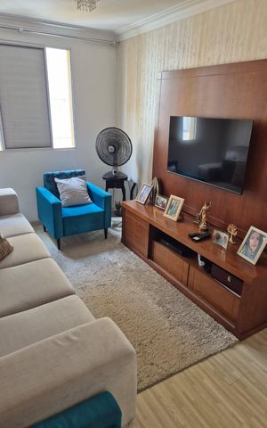 Apartamento à venda com 95m², 4 quartos e 1 vaga Apartamento à venda com 95m², 4 quartos e 1 vagaSala