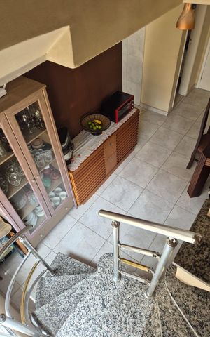 Apartamento à venda com 95m², 4 quartos e 1 vaga Apartamento à venda com 95m², 4 quartos e 1 vagaSala
