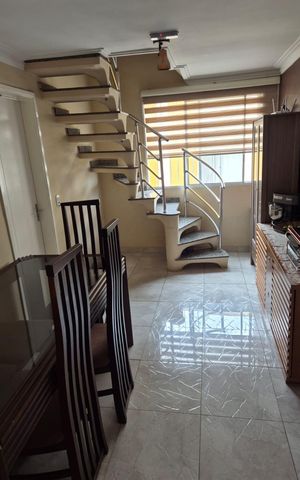 Apartamento à venda com 95m², 4 quartos e 1 vaga Apartamento à venda com 95m², 4 quartos e 1 vagaSala