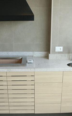 Apartamento à venda com 91m², 3 quartos e 2 vagasVaranda