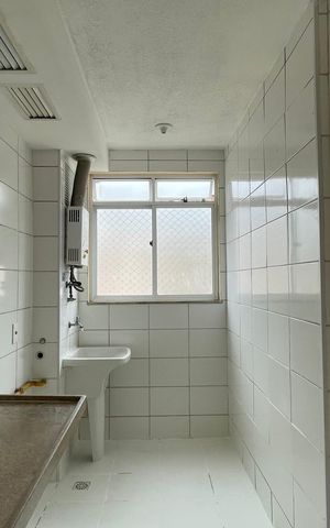 Apartamento para alugar com 48m², 2 quartos e 1 vaga Apartamento para alugar com 48m², 2 quartos e 1 vagaCozinha e Área de Serviço