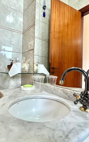 Casa à venda com 250m², 3 quartos e 3 vagasBanheiro da Suíte 2