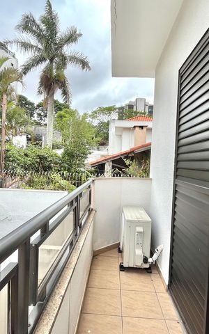 Casa à venda com 250m², 3 quartos e 3 vagasVaranda da Suíte 1