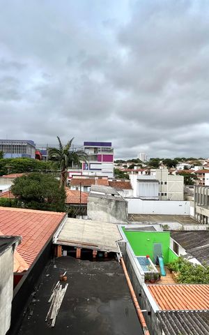 Casa à venda com 250m², 3 quartos e 3 vagasVista da Suíte 2