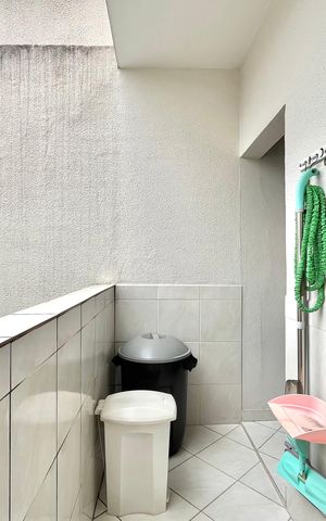 Casa à venda com 250m², 3 quartos e 3 vagasÁrea de Serviço