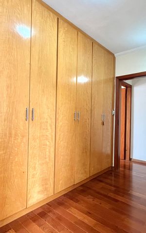 Casa à venda com 250m², 3 quartos e 3 vagasSuite 3