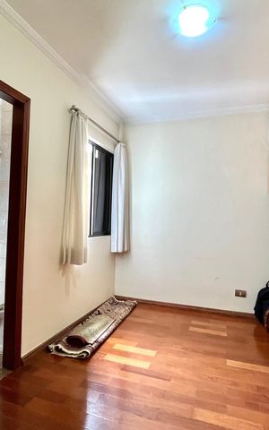 Casa à venda com 250m², 3 quartos e 3 vagasSuite 3