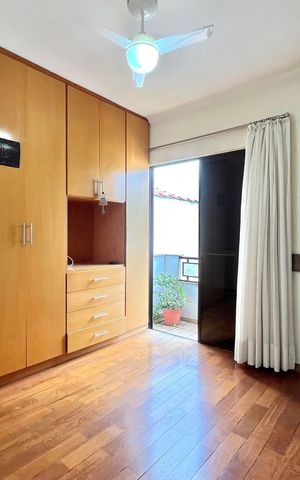 Casa à venda com 250m², 3 quartos e 3 vagasSuite 2