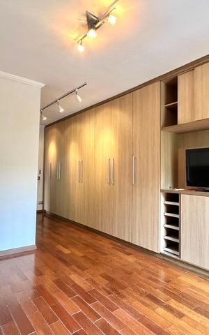 Casa à venda com 250m², 3 quartos e 3 vagasSuite 1