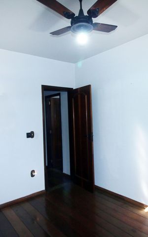 Casa à venda com 220m², 3 quartos e 2 vagasQuarto 2