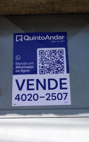 Casa à venda com 220m², 3 quartos e 2 vagasPlaca