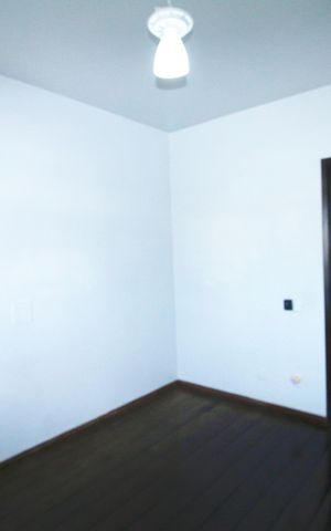 Casa à venda com 220m², 3 quartos e 2 vagasQuarto 3