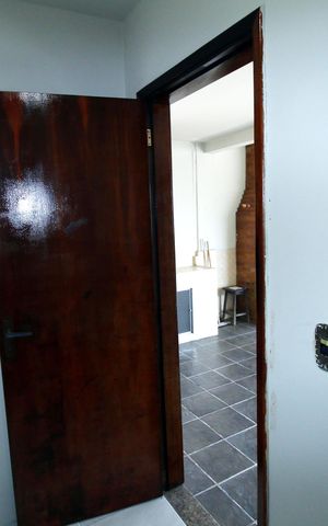Casa à venda com 220m², 3 quartos e 2 vagasQuarto de Serviço