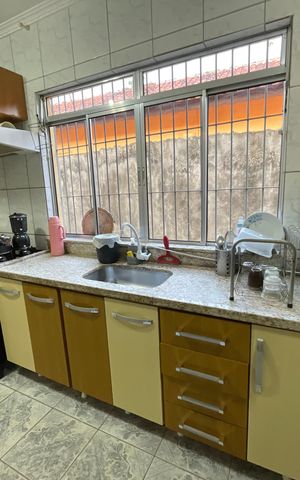 Casa para alugar com 200m², 3 quartos e 5 vagasCozinha