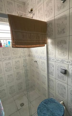 Casa para alugar com 200m², 3 quartos e 5 vagasBanheiro