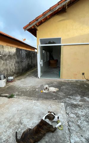 Casa para alugar com 200m², 3 quartos e 5 vagasQuintal