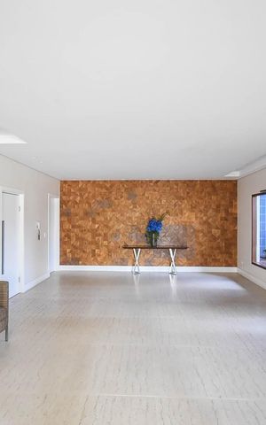 Apartamento à venda com 93m², 3 quartos e 2 vagas Apartamento à venda com 93m², 3 quartos e 2 vagasHall Social