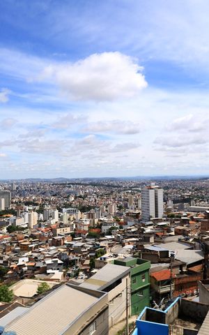 Casa à venda com 110m², 3 quartos e 1 vaga Casa à venda com 110m², 3 quartos e 1 vagaVista