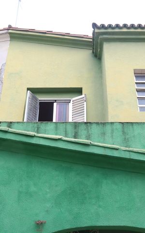 Casa à venda com 188m², 3 quartos e 2 vagasFachada
