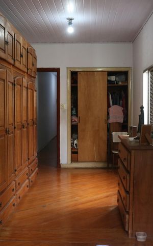 Casa à venda com 188m², 3 quartos e 2 vagasQuarto 3